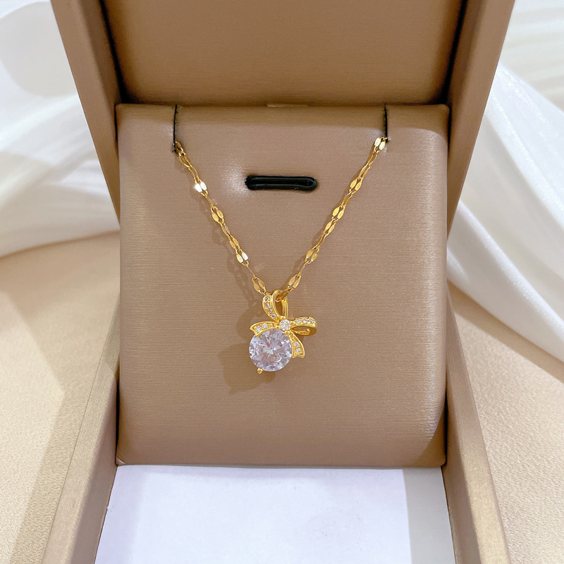 Fashionable Luxury Butterfly K - Butterfly Clasp Deployant 评论和价格