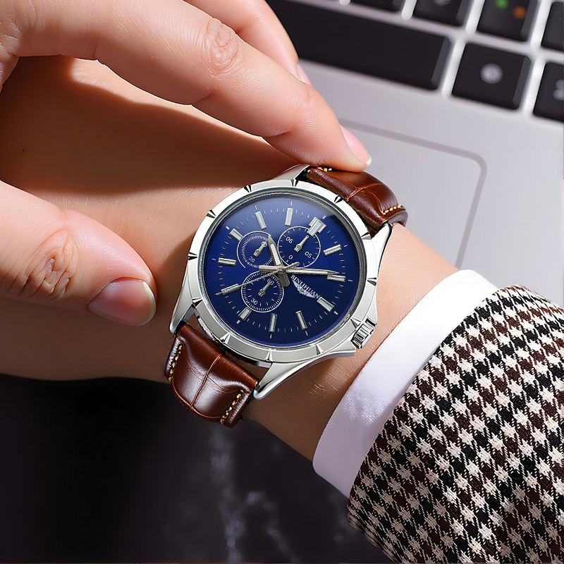 Men Chronograph Quartz Watch,  - Leather Watch Band Men 评论和价格